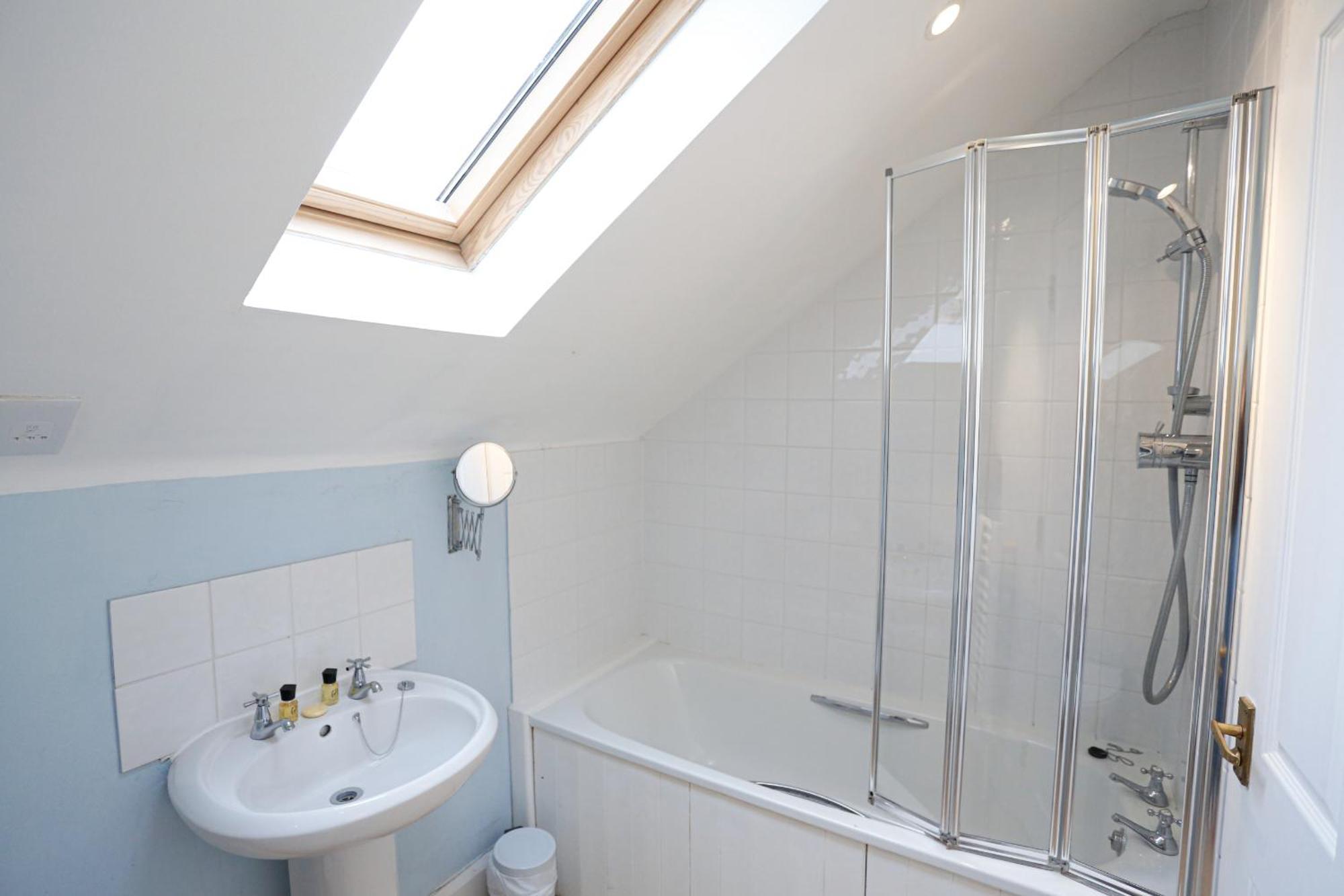 The Fishbourne Bed & Breakfast Fishbourne  Стая снимка