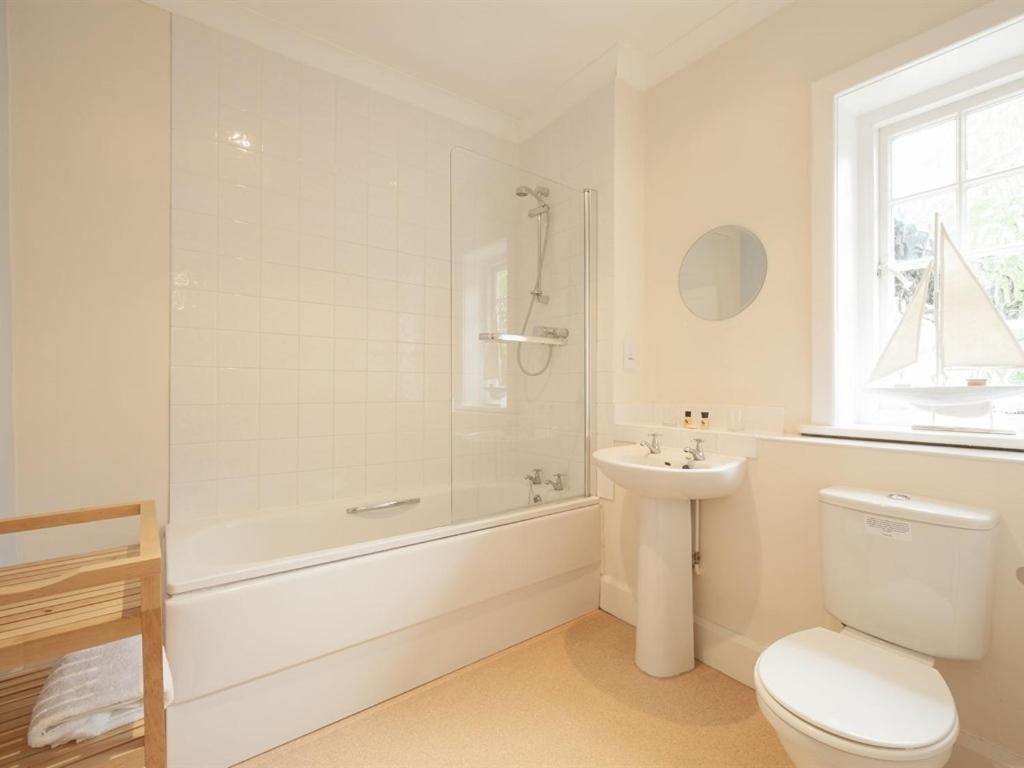 The Fishbourne Bed & Breakfast Fishbourne  Стая снимка