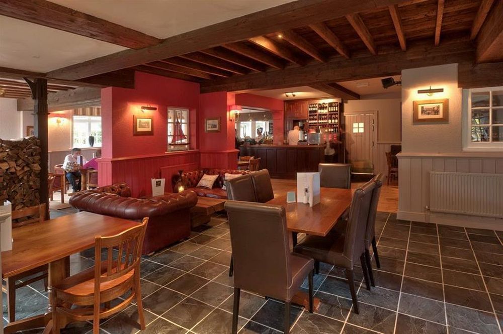 The Fishbourne Bed & Breakfast Fishbourne  Екстериор снимка
